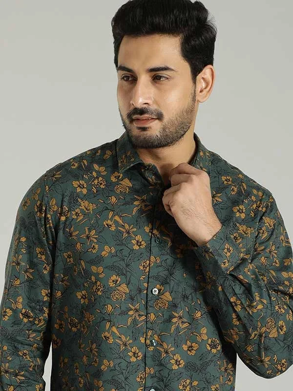 Men's Hawaiian Print Shirts for Luau PartiesMen Printed Full Sleeve Cotton Blend Shirt